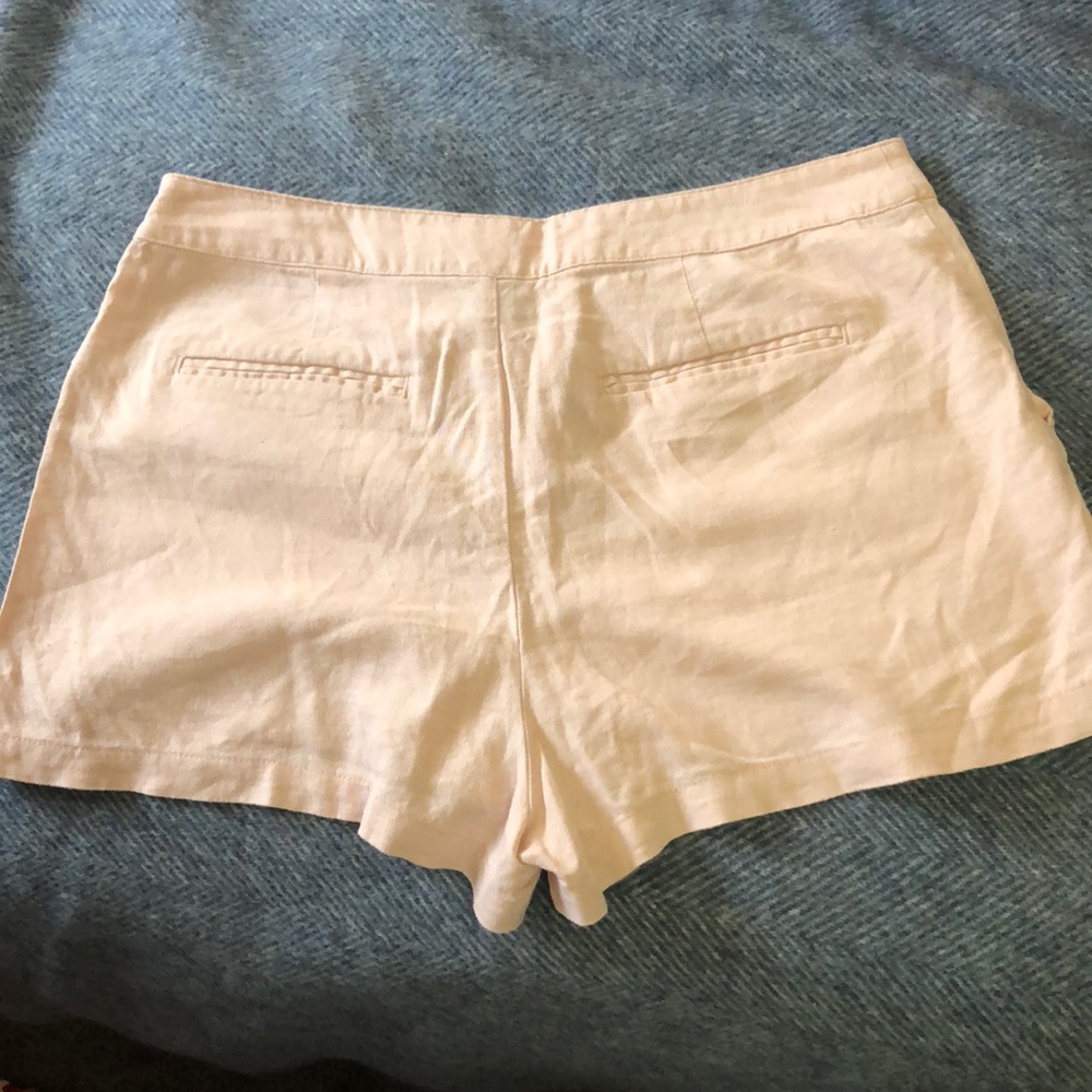 Linen Short Shorts - Picture 5 of 6